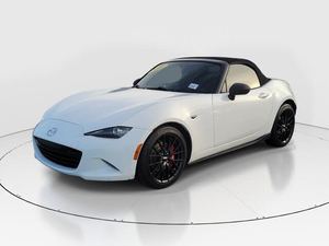 ¡Bajo Presupuesto! Auto Usado: MX-5 MiataClub Convertible RWD 2016, Motor 2L I4, Transmisión Manual, Asientos de Tela, Convertible - Product Image 1