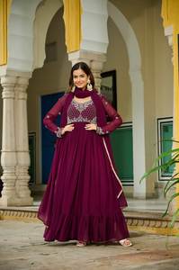 Colección Premium de Vestidos y Dupattas de Diseño, Reversibles, Sin Arrugas, con Estampado Floral, para Bodas, Diwali y Fiestas - Product Image 5