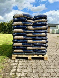 Granulés de bois Lets Pellet 15 kg, certification En Plus A1, faible teneur en cendres, combustible de chauffage - Product Image 5