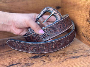 Cinturones florales pintados a mano y mecanizados a mano, cinturones unisex de cuero auténtico hechos a mano, novedad - Product Image 2