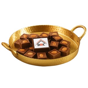 La bandeja de chocolate de metal para bodas, fiestas o eventos corporativos mejora su presentación con su encanto atemporal y acabado refinado - Product Image 3