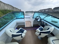 Akıllı 7.3m 24ft Kaynaklı Alüminyum Dıştan Takma Motorlu Balıkçı Teknesi-Yüksek Performanslı Derin V Spor Yat Yüksek Güçlü Otonom Yapay Zeka Sürüşlü