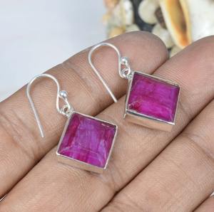 Pendientes de Plata de Ley 925 con Rubí Rojo, Facetados, Hechos a Mano, Joyería para Mujer, Regalo para Fiesta - Product Image 2