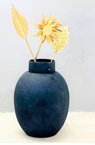 Meilleures ventes 2023 : Vases à fleurs modernes en métal faits à la main avec finition boue noire, vase de table par MOON STAR EXPORTS - Product Image 3