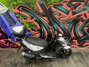 2025 Kymcos Agility 16 + 125i Scooter CVT 1sp 125cc Disponible para envío a todo el mundo - Product Image 3