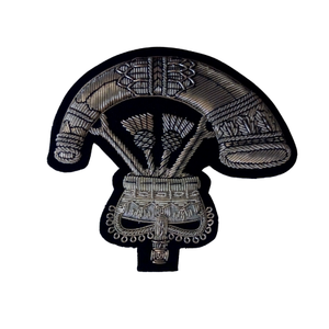 เสื้อเบลเซอร์ปักลายมงกุฎทำด้วยมือทำมือทำจากลวด100% - Product Image 4