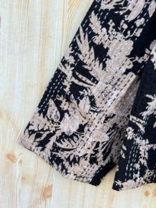 Manteau et vestes en coton Kantha matelassé pour femmes indiennes Veste Kantha pour sa demoiselle d'honneur Manteau Nouvelle Collection - Product Image 4