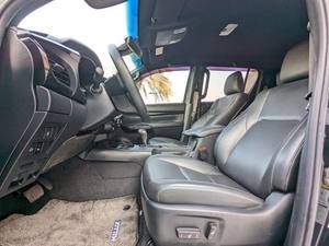 VEHÍCULO USADO TOYOTA HILUX ADVENTURE DOBLE CABINA 2020, 4 PUERTAS, MOTOR 3.0L Gasolina V6, TRANSMISIÓN AUTOMÁTICA - Product Image 4