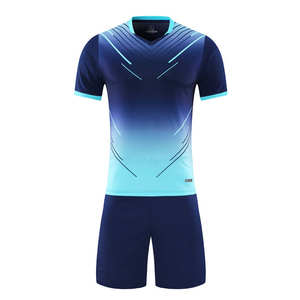 Ensemble d'uniformes de football bleu dégradé pour hommes Short en jersey respirant à séchage rapide Design élégant pour les matchs d'entraînement Équipe améliorée - Product Image 1