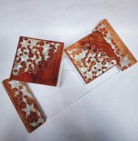 Plateau rectangulaire de luxe en acrylique Candid Manufacturing Co avec motif nacre, écologique et personnalisable, pour sous-verres et assiettes