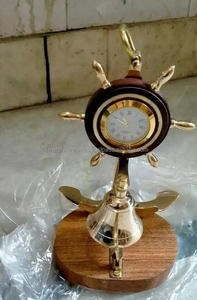 Vajilla Náutica de latón Vintage de estilo antiguo pulida con base de madera personalizable y diseño de rueda de barco para decoración de oficina - Product Image 6