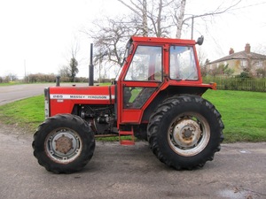 Tracteurs Massey Ferguson 265 60 CV pour moteur 4x4 Utilisation agricole - Product Image 4