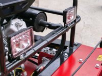 Tondeuse à gazon télécommandée, moteur diesel 23HP, portée de 800M, 35 °   Broyeur à fléaux pour la coupe de paillis en pente pour vergers et fermes