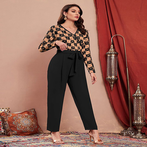 Robe tissée sexy pour femmes avec décorations en dentelle et trous Bouton supérieur respirant Offre Spéciale la mode à la mode en Inde - Product Image 1