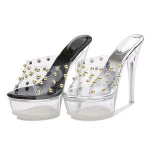 Sandales d'été à bout ouvert pour femmes, nouveau tissu PVC transparent avec un design à rivets tendance - Product Image 1
