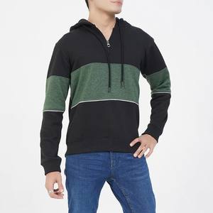 Sweat à capuche épais à deux panneaux de haute qualité avec accent avant personnalisé, capuche à cordon de serrage surdimensionné et conception de poche intérieure cachée - Product Image 4