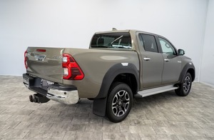 2024 for Hilux Diesel Automatic SUV with Euro II Emission Leather Seats Sunroof Rear Camera <4L Engine <b>TPMS</b> - Product Image 4
