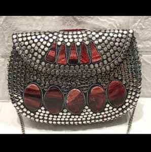 Bolso de mano de piedra de mosaico dorado para ocasiones especiales y festivales Bolso de mano de mosaico con diseño floral para looks de estilo bohemio - Product Image 6