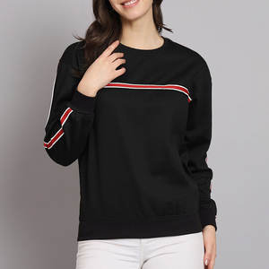 Nuevo Diseño Otoño Invierno Sudadera Corta Holgada de Moda para Mujer con Cuello Redondo y Estampado Lavado Ácido en la Parte Delantera - Product Image 1