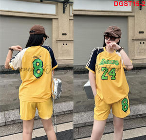 ชุดกางเกงขาสั้นและเสื้อยืดสตรีทแฟชั่นชุด100 - Product Image 2