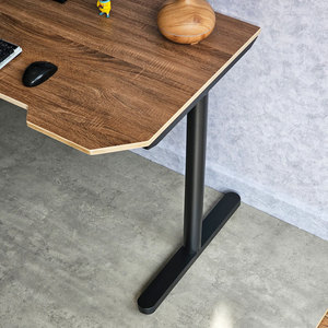 Escritorio Gamer Moderno TIO GD68077 de 140x70cm, Altura Ajustable, Madera Contrachapada con Patas de Hierro, Requiere Ensamblaje - Product Image 3