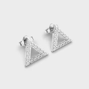 Boucles d'oreilles clous en diamant taille ronde en or 14/18 carats, parfaites pour un usage quotidien ou comme cadeau attentionné pour elle, en vente - Product Image 2