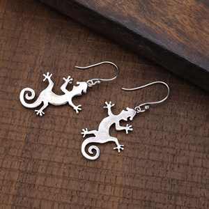 Venta al por mayor lagarto colgante gota diseñador aros joyería para mujeres étnico de moda fina pendiente 925 plata esterlina Animal Accesorios - Product Image 3