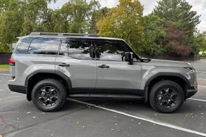 EXTRÊMEMENT PROPRE LHD/RHD 2025 LEXUS GX 550 TWIN-TURBO V6 MOTEUR 4X4 HAUTEMENT ÉQUIPE PRÊT À ÊTRE EXPÉDIÉ - Product Image 6