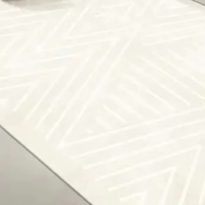 Alfombra de área abstracta blanca de algodón hecha a mano, diseño de corte en bucle de pila baja con mechones lavable para mascotas para decoración para sala de estar 1 - Product Image 3
