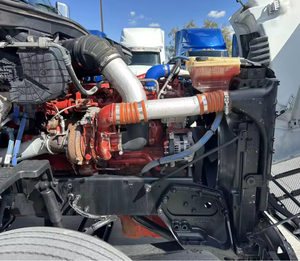 Camión Semi Remolque 579 de 2018, USADO, en BUEN ESTADO - 450HP, Automático, Listo para Enviar a Domicilio - Product Image 2