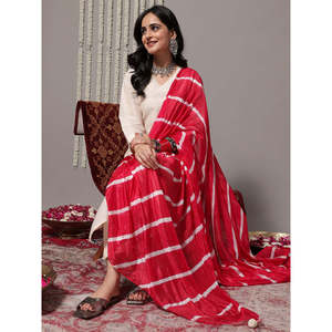 ชุดคุร์ตะผ้าชีฟองสีขาวนวลสำหรับผู้หญิงแบบลำลอง พร้อมกางเกงขายาวคอวีและผ้าคลุมไหล่ - Product Image 5