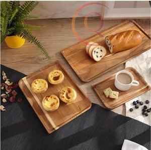 Bandeja de Servir de Madera Hecha a Mano con Acabado Premium, Perfecta para Regalo - Product Image 6