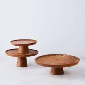 Support à gâteau rond en bois avec artisanat artistique et design haut de gamme pour un superbe affichage de gâteau lors des anniversaires d'anniversaire - Product Image 4