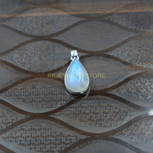 Colgante de Piedra Lunar Arcoíris Natural en Forma de Pera, Plata de Ley 925 con Engaste de Bisel, Joyería Artesanal de Piedras Preciosas para Mujer, Venta al por Mayor - Product Image 5