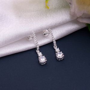 ต่างหูห่วงฮิปฮอปเงินแท้ 925 ชุบทอง ประดับเพชรซิร์คอนธรรมชาติและพลอยหลากชนิด สวยงาม เหมาะเป็นของขวัญสำหรับงานปาร์ตี้ - Product Image 1