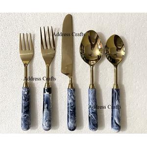 Ensemble de couverts écologiques luxueux avec poignée en nacre moderne ensemble de couverts en titane couverts en or pour la vaisselle à la maison - Product Image 4