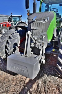 Tracteur Fendt 2023 Vario 728-Tracteur MFWD 280 HP avec moteur MAN, transmission en continu et système hydraulique à grande capacité - Product Image 2