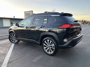 Toyota Corolla Cross XLE 2023 d'occasion en excellent état - Product Image 2