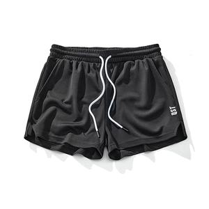 Short en maille tendance Design personnalisé Short de gymnastique athlétique imperméable et écologique à séchage rapide OEM ODM Hommes Femmes - Product Image 1