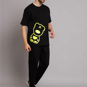 Conjunto de Camiseta y Pantalón de Verano para Hombre, Transpirable, con Logotipo Personalizado, MOQ Bajo, Estilo Urbano, Poliéster/Algodón - Product Image 3