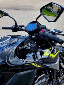 Motocicleta Kawasaki Z900 usada de 2024 a bajo precio en venta - Product Image 2