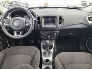 Nouveautés à prix réduits! Véhicule d'occasion Compass Sport FWD 2.4L Automatique 2021, sièges en cuir, SUV Crossover - Product Image 3