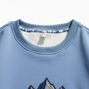 Sudadera clásica para hombre de algodón mezclado con cuello redondo y puños acanalados, ideal para viajes y uso diario. - Product Image 3