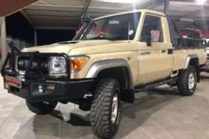 Camioneta Usada 2022 con Techo Rígido, Cabina Doble, Asientos de Cuero Derecho, Cámara Trasera de 360° - Product Image 5