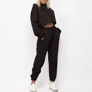 Conjunto de sudaderas cortas para mujer en oferta, hechas con material de alta calidad. - Product Image 1