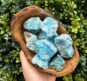 Vente en gros de pierres précieuses Feng Shui bleues naturelles en cristal brut d'apatite de qualité supérieure pour la guérison et la méditation - Product Image 3