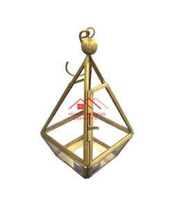 Unique Design Golden Finished <b>Metal</b> <b>Lantern</b> at Wholesale Price <b>Metal</b> <b>Lantern</b> for Home Decor - Product Image 1