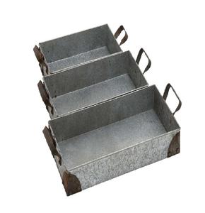 Plateaux de service en métal de finition dorée de luxe personnalisés en usine Plateaux fabriqués en aluminium métal martelé - Product Image 5