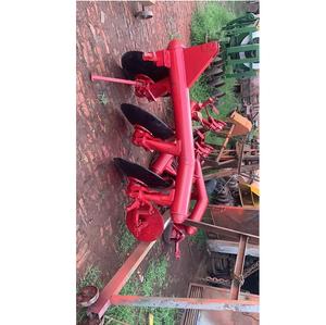 Arado de Discos de Suministro Directo de Fábrica para una Rotación Eficiente del Suelo y Preparación de Campos, Disponible a un Precio Accesible - Product Image 1