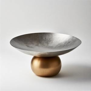 ชามทองเหลืองของพระมหากษัตริย์ชามเคลือบใบยาวเคลือบทองรูปราชวงศ์ที่ทำด้วยมือเป็นสัญลักษณ์ของความหรูหราและสง่างามเหนือกาลเวลา - Product Image 1